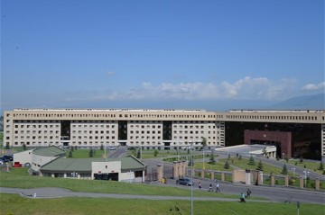 Военные пострадали из-за взрыва мины на учениях в Армении