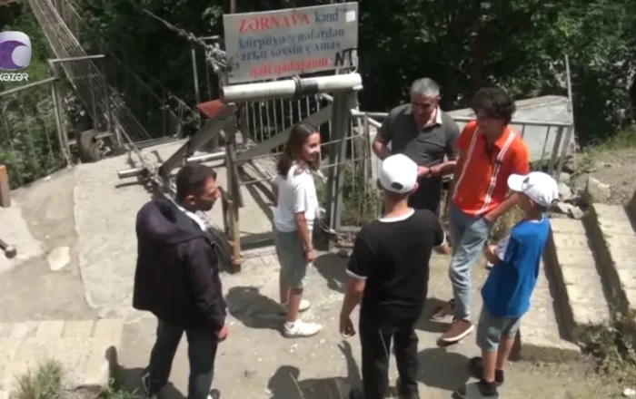 İsmayıllıda asma körpüdən istifadəyə görə kimlər ödəniş tələb edir? - Video