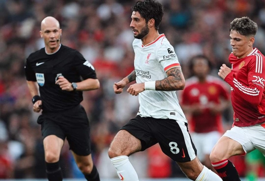 Luis Diaz scores double as Liverpool beat Man Utd 3-0 at Old Trafford