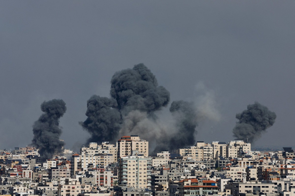 Two wounded in Hamas rocket attack on central Israel