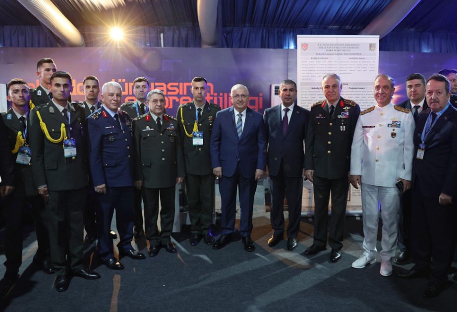 Azerbaijan’s Minister of Defense embarks on working visit to Türkiye