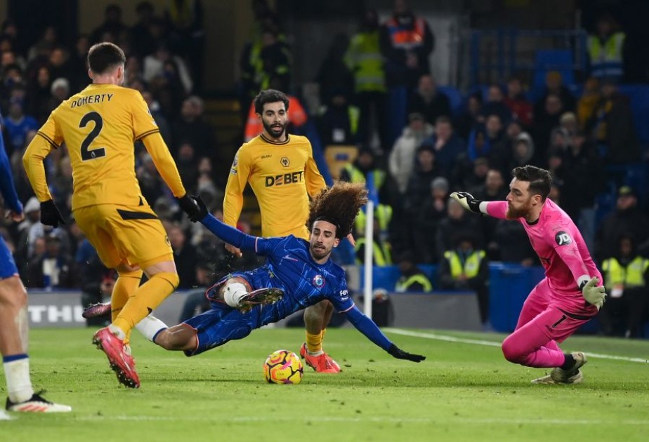 Chelsea 3-1 Wolves: Blues overcome Robert Sanchez howler to beat strugglers and move into top four