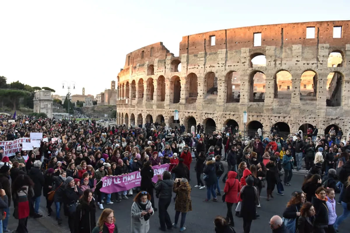 Thousands protest EU rearmament plan in Rome PHOTO