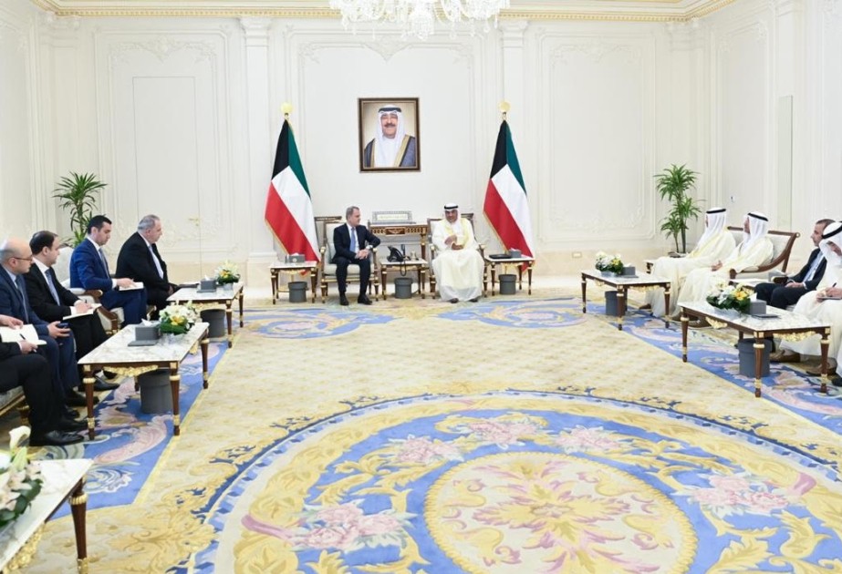 Azerbaijani FM, Kuwaiti Crown Prince discuss international security issues