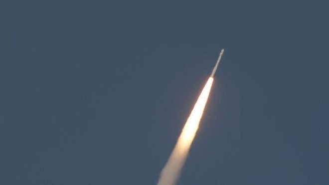 SpaceX launches 28 Starlink satellites on Falcon 9 flight