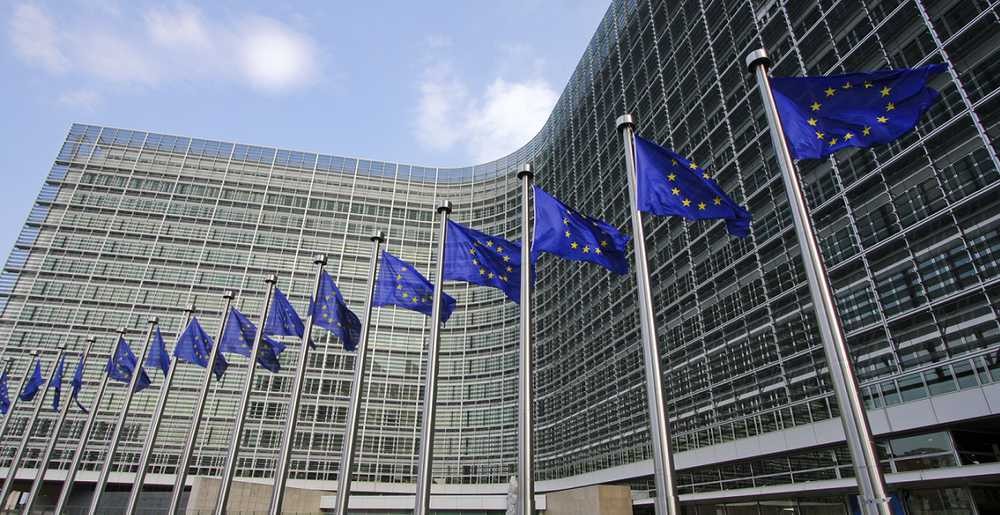 EU proposes 25% tariffs on the US