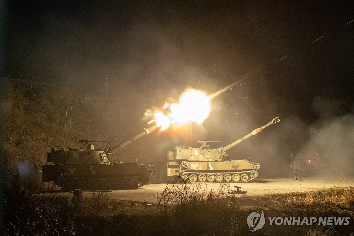 South Korean Army stages major artillery exercise near maritime border