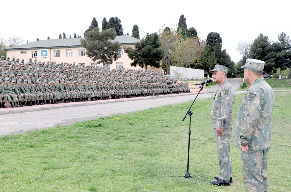 Azerbaijani Defense Minister holds meeting with servicemen