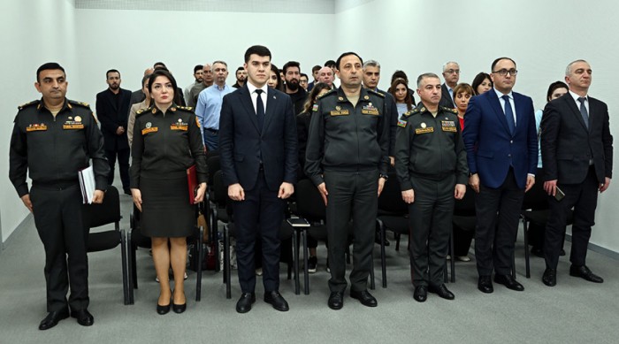 Azerbaijan’s Defense Ministry hosts meeting with media representatives
