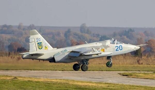 Ukrainian airstrike hits Russian command post in Bakhmut