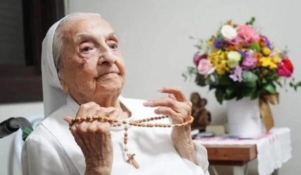 World’s oldest person dies at 116 in Brazil