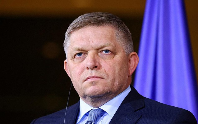 Üç ölkə Fitsonun Rusiyaya uçuşunu qadağan edib