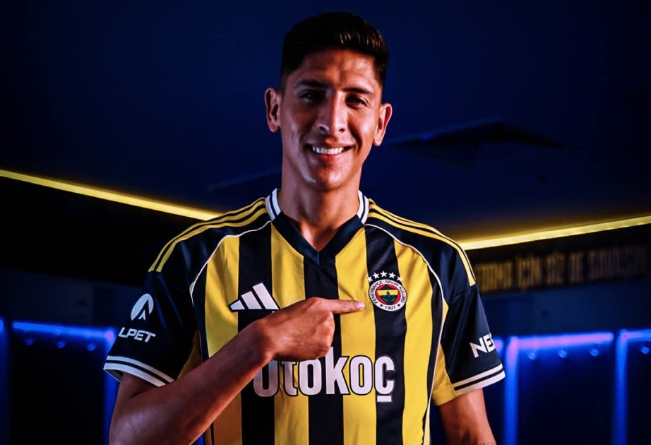 West Ham midfielder Alvarez loaned to Fenerbahce