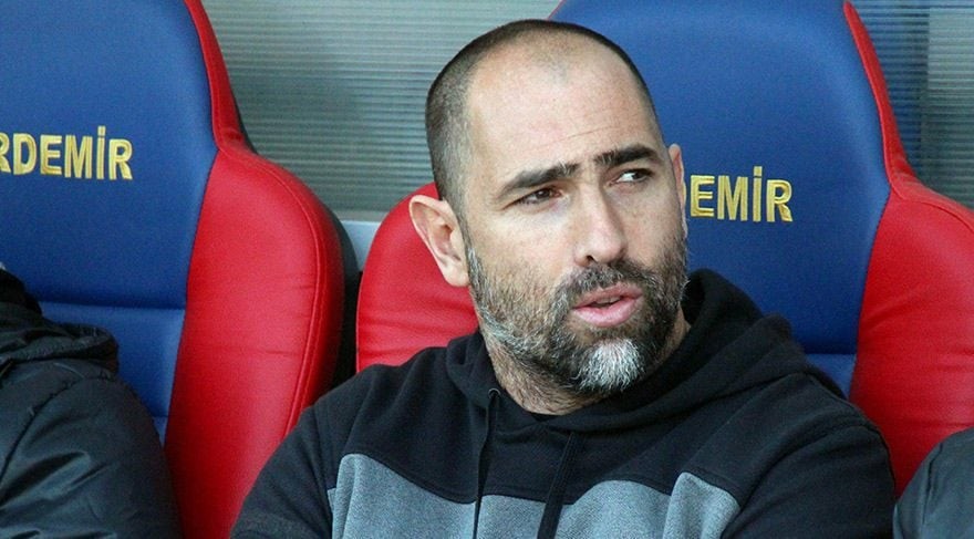 Juventus sacks head coach after poor results