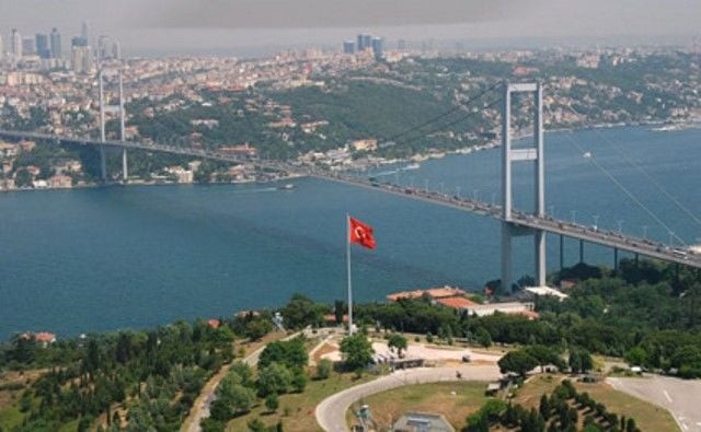 Teen detained in Turkiye over school attack threat