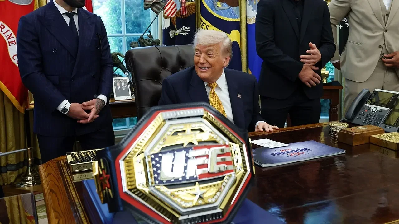 ABŞ liderindən UFC ilə bağlı müəmmalı addım