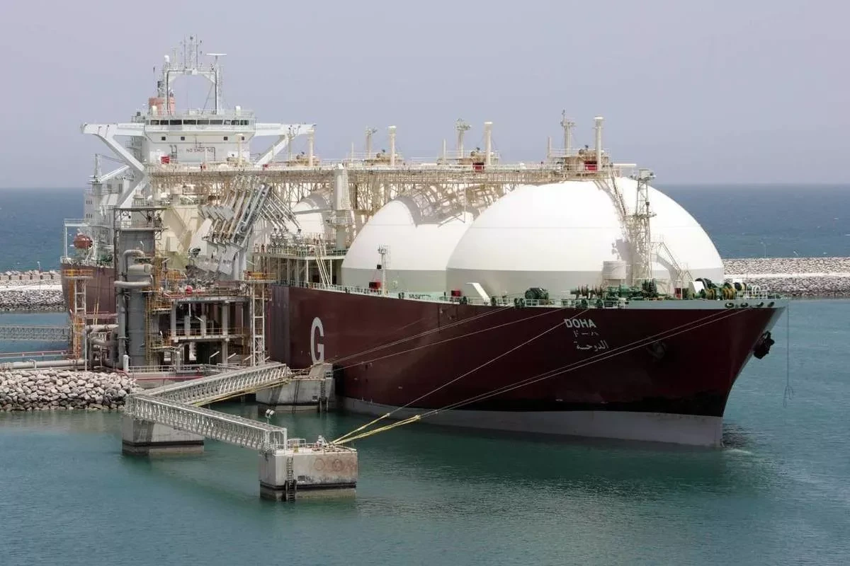 Europe faces tighter gas market as LNG flows shift toward Asia