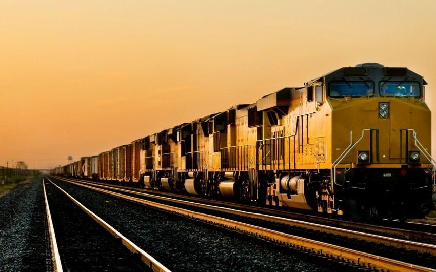 Azerbaijan sends fertilizer to Armenia via transit route