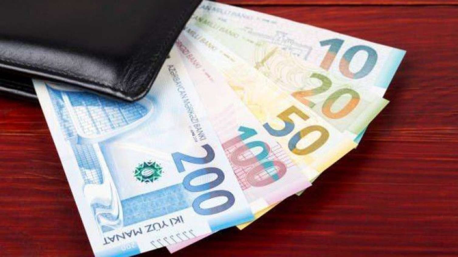 Qonşu ölkədə manat bahalaşdı