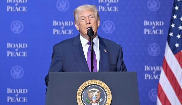 Trump criticizes Tuchel's tactics after England defeat