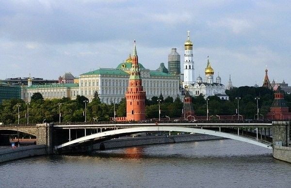 Kremlin calls Turkiye's s-400 issue highly sensitive
