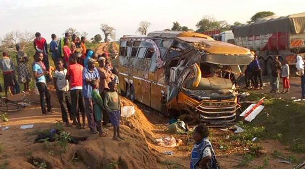 17 killed in Kenya road crash involving pilgrims