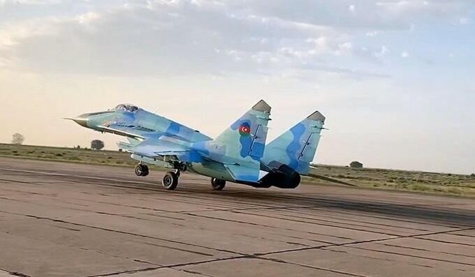 Azerbaijan, UAE complete next phase of joint air drills - Video