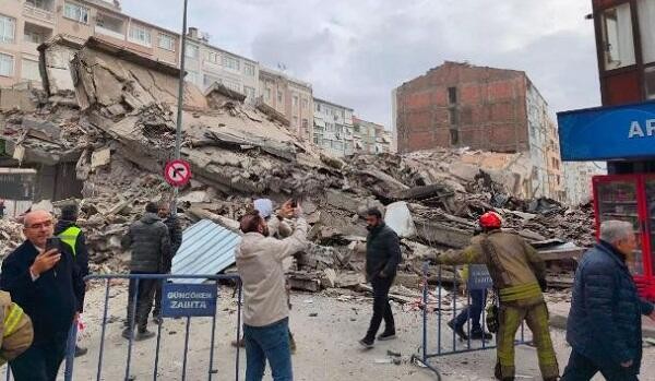 Two detained over deadly Istanbul building collapse