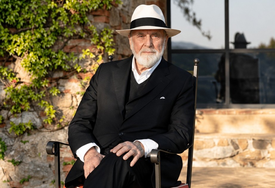 Michelangelo Pistoletto at Fly to Baku Art Weekend: Mirror of Eternity and New Art  - INTERVIEW