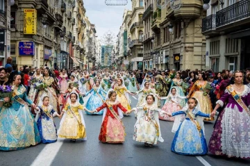 Celebrations come in different forms: The unique features of Spain’s Las Fallas Reportage on Caliber.Az