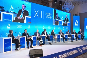 Георгиос Папандреу: Технологии используются для доминирования