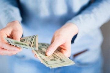 Денежные переводы из Франции в Азербайджан выросли почти на 90%