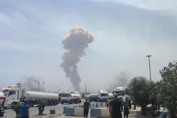 Media: Explosion at Iran’s Shahid Rajaei port triggers conflicting reports, emergency response