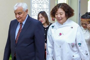 Çinin ölkəmizdəki səfiri bu universitetə gəldi