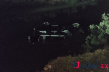 Xaçmazda "Range Rover" çaya aşdı