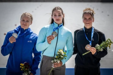 Азербайджанская каноистка стала серебряным призером чемпионата Европы - ФОТО