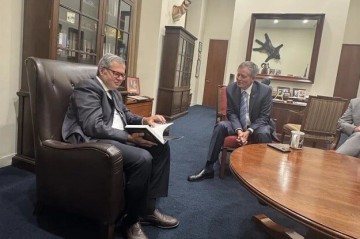 Azerbaijani ambassador meets US senator