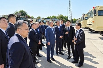 Закир Гасанов встретился с министром обороны Китая - Фото