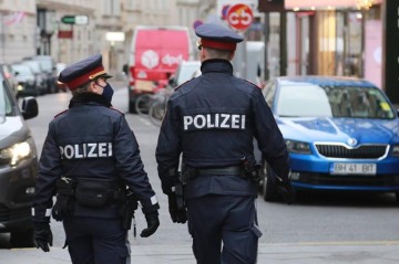 В Австрии 14-летняя девочка готовила теракт против «неверных»