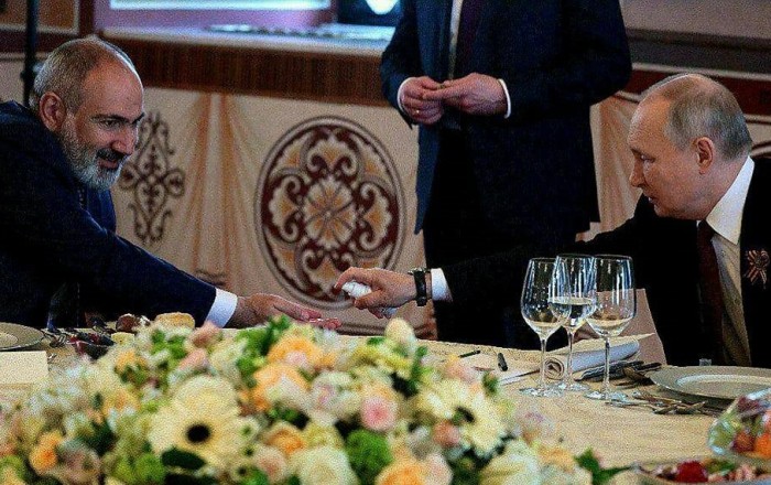 Putin Paşinyana şans verdi: