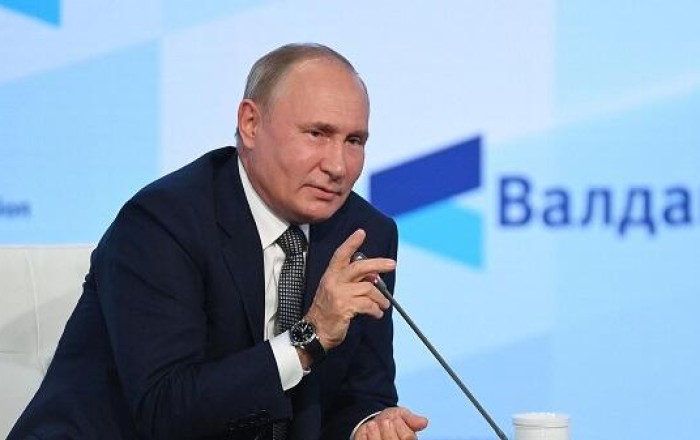 Putin döyüş meydanında uğurun sirrini açıqladı