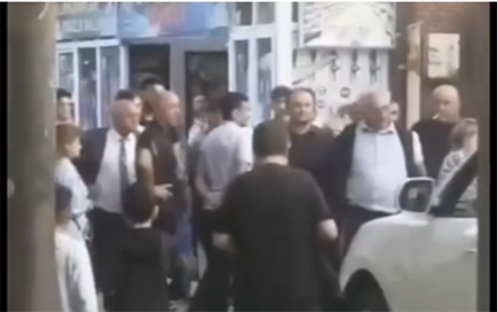 Məktəbin yaxınlığında nə baş verib?-Bakıda dəhşət-