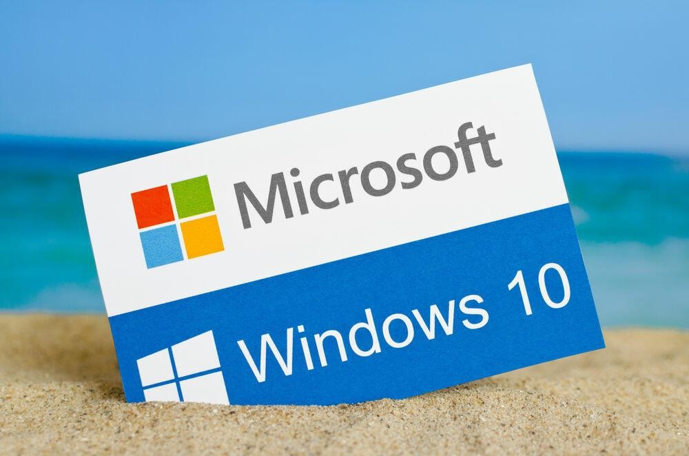 Microsoft принудительно обновит Windows 10<span class="qirmizi"></span>