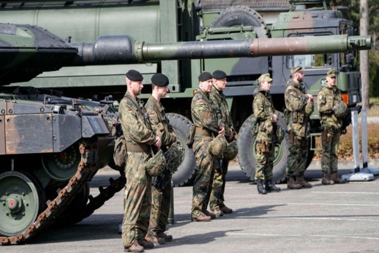 Almaniya yeni “Leopard” tanklarına 525 milyon avro ödəyəcək<span class="qirmizi"></span>