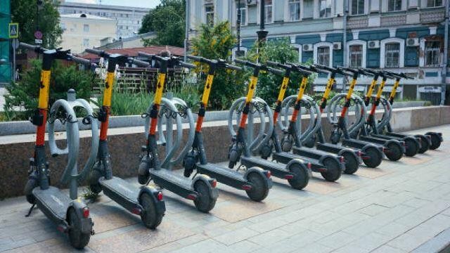 Определен скоростной режим скутеров на бульваре