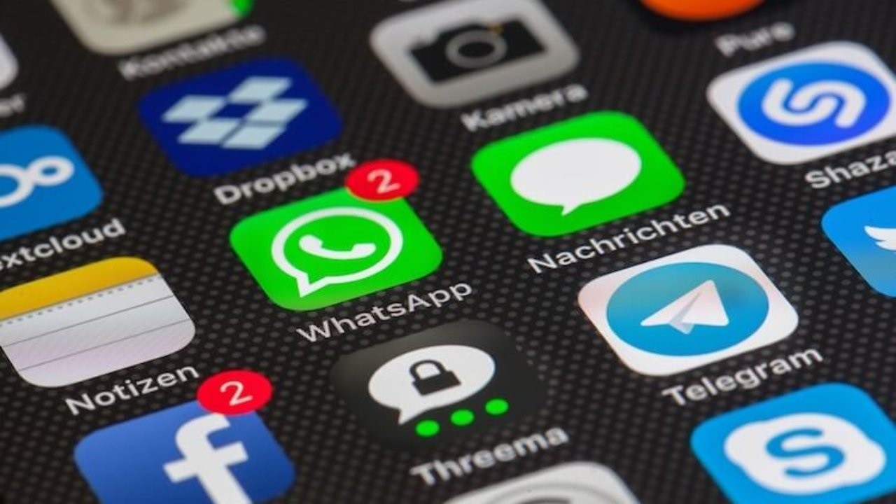 "WhatsApp” böyük dəyişimin astanasında -  “ChatGPT” gəlir<span class="qirmizi"></span>