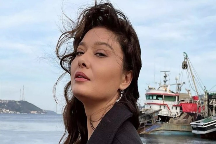 Nurgül Yeşilçay dostlarını sirləri ilə hədələdi<span class="qirmizi"></span>