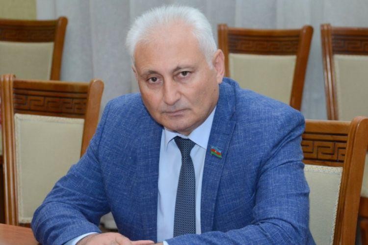 “Sülhməramlıların bəzilərini ermənilər satın alıb” - Deputat<span class="qirmizi"></span>