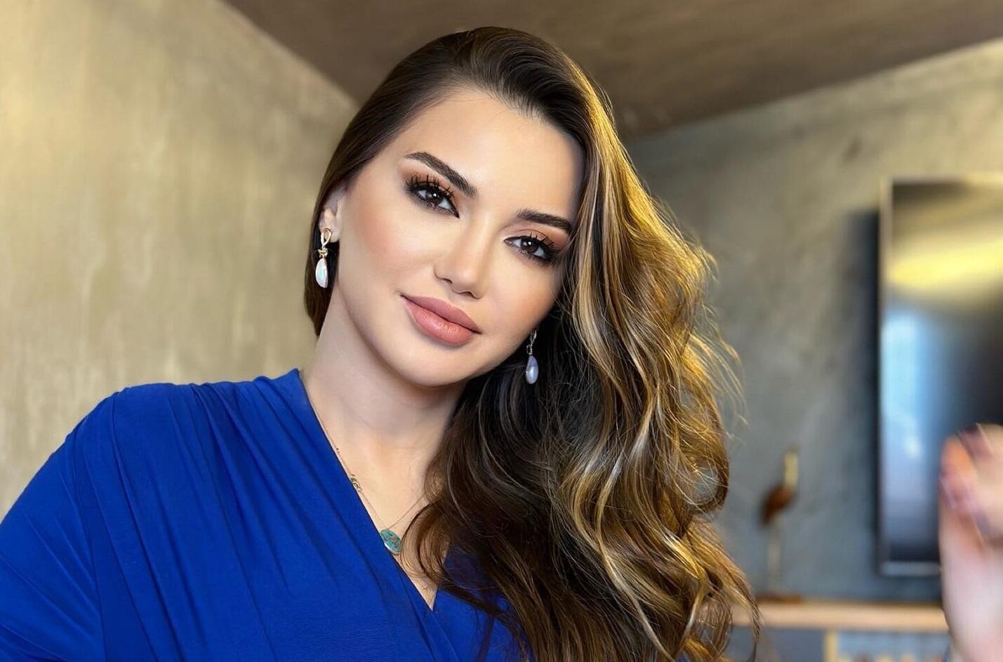 Yenə gündəmi SİLKƏLƏDİ: "Çox adam bunu həyat yoldaşına deyə bilmir, amma..."