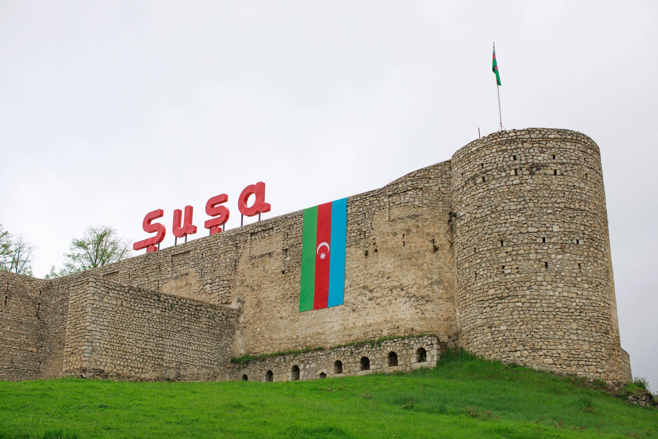 Şuşada 16 abidə tam bərpa OLUNUB -